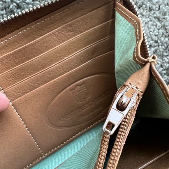 Ravens Wallet - Picture 3 of 3